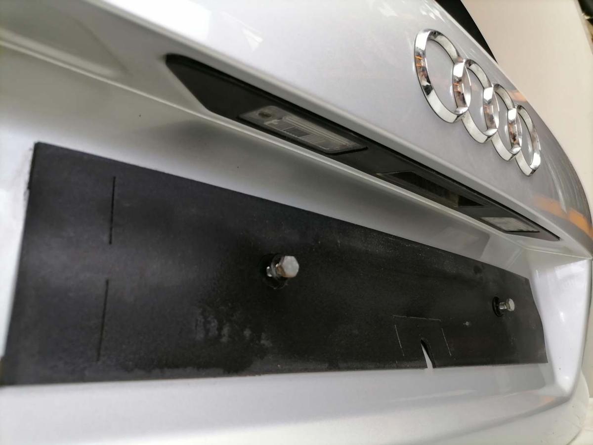 Audi A3 8P original Heckklappe mit Heckscheibe LX7W Eissilber 5-Türer Bj.2007